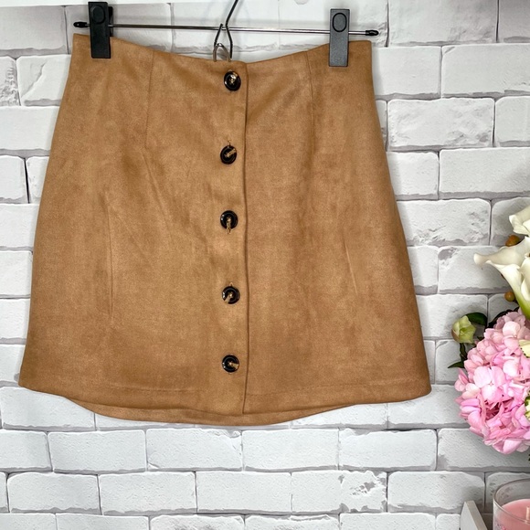 NWT Tan faux suede Wild Fable skirt - Picture 1 of 3